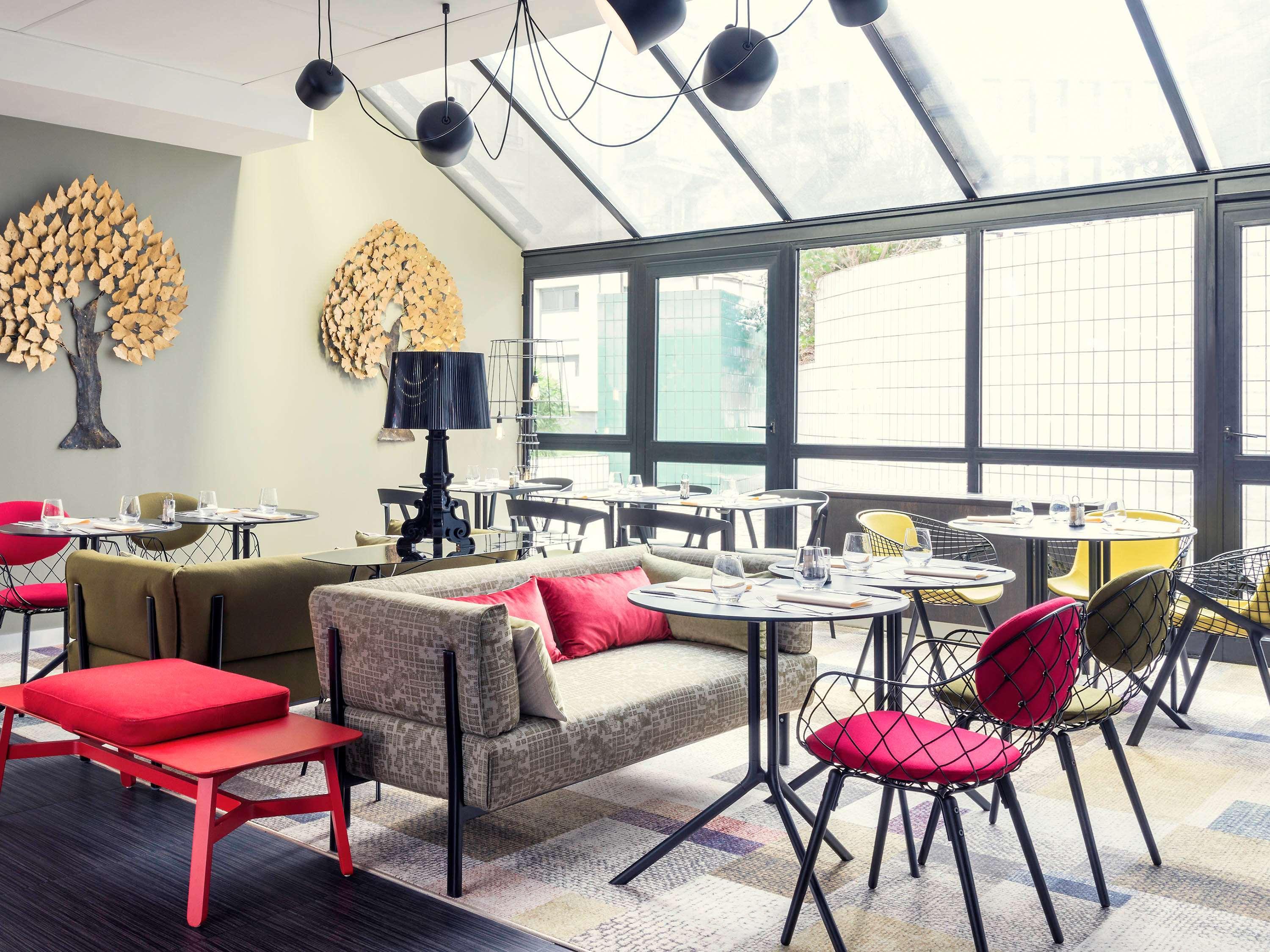 B&B Hotel Saint-Quentin-En-Yvelines Centre Gare 4 Etoiles Montigny-le-Bretonneux Eksteriør bilde