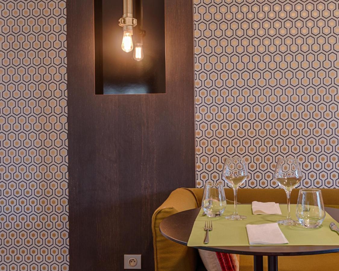 B&B Hotel Saint-Quentin-En-Yvelines Centre Gare 4 Etoiles Montigny-le-Bretonneux Eksteriør bilde